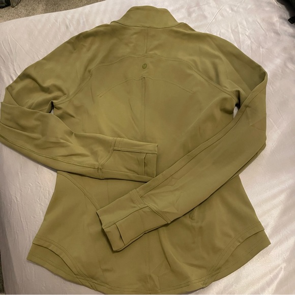 Lululemon instill jacket bronze green - Picture 3 of 6